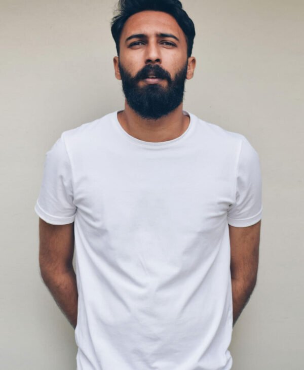 Solid-colored men's T-shirt